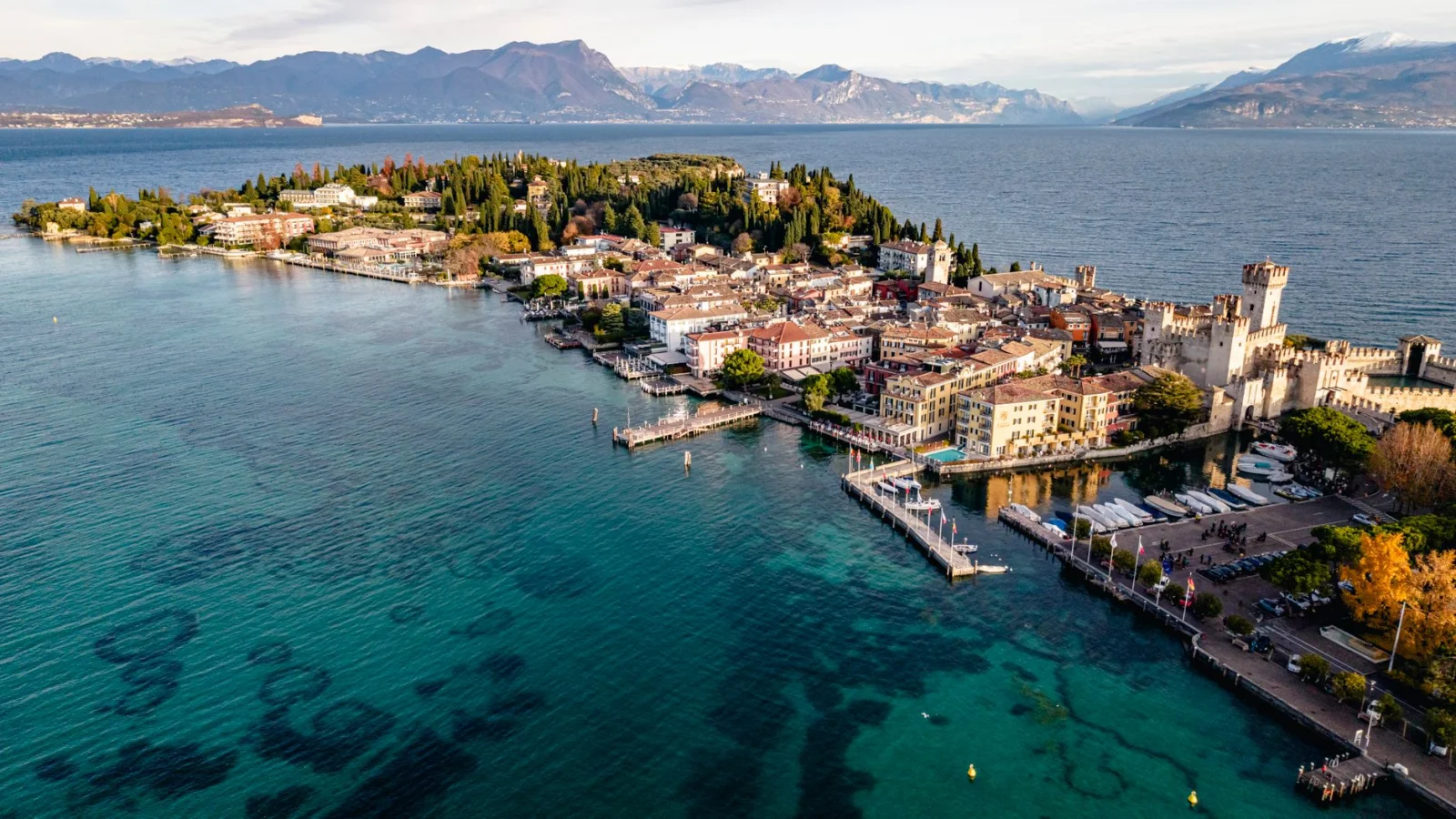 Water Crisis in Lake Garda: 7.4 Billion Liters of Water Lost Daily