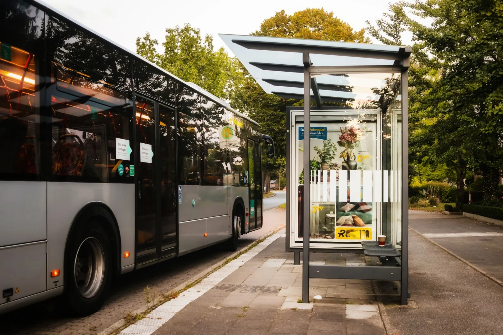 Summer Changes in Hamburg's Public Transport Fleet; Expect a Shortage of Buses!