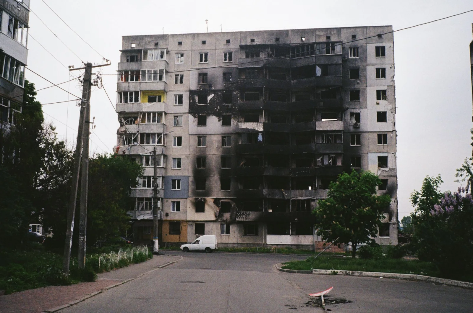 Deadly Russian Attack on Sumy; Five Killed and Dozens Injured