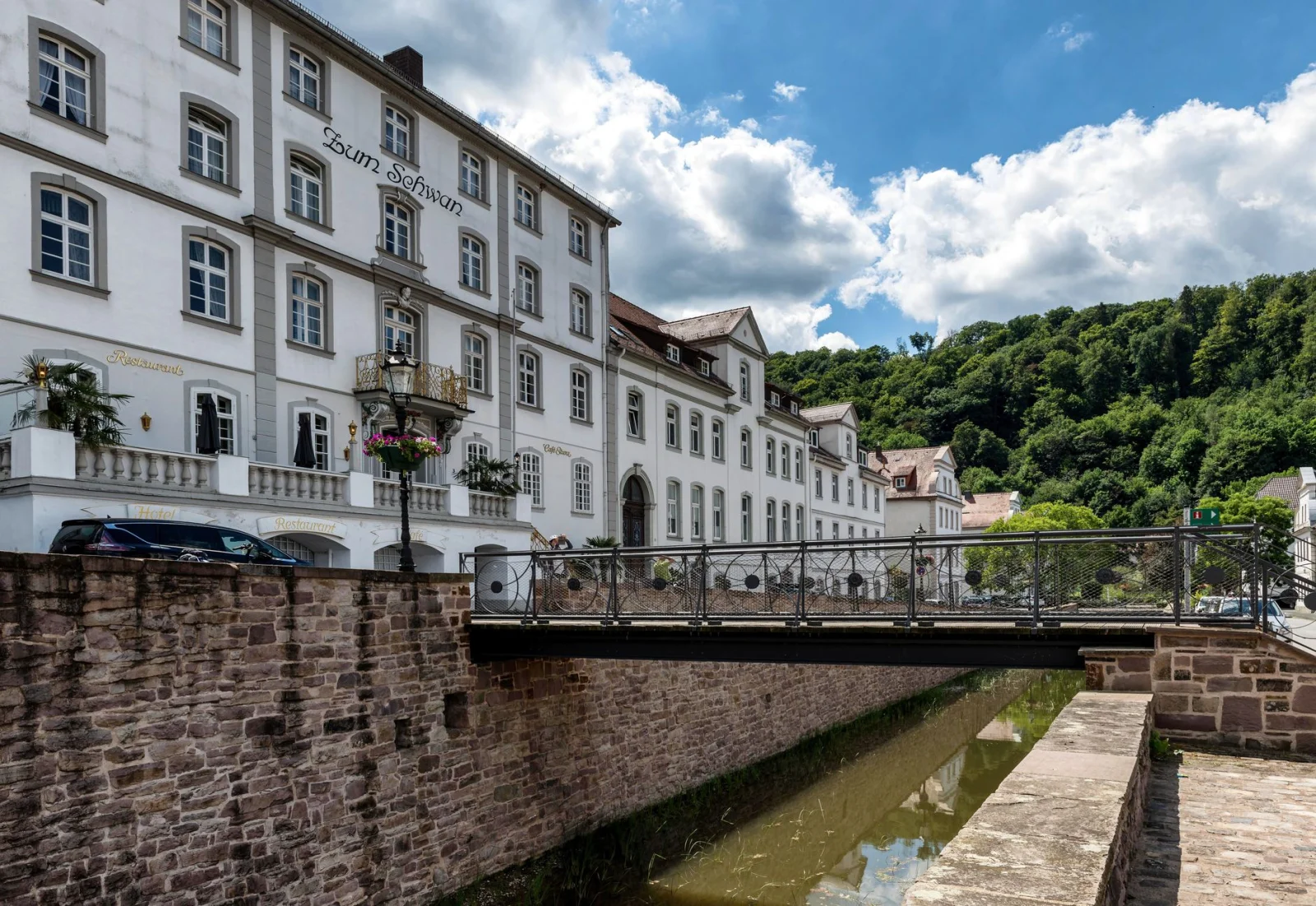 Temperature in Hesse: A Way to Escape the Heat!