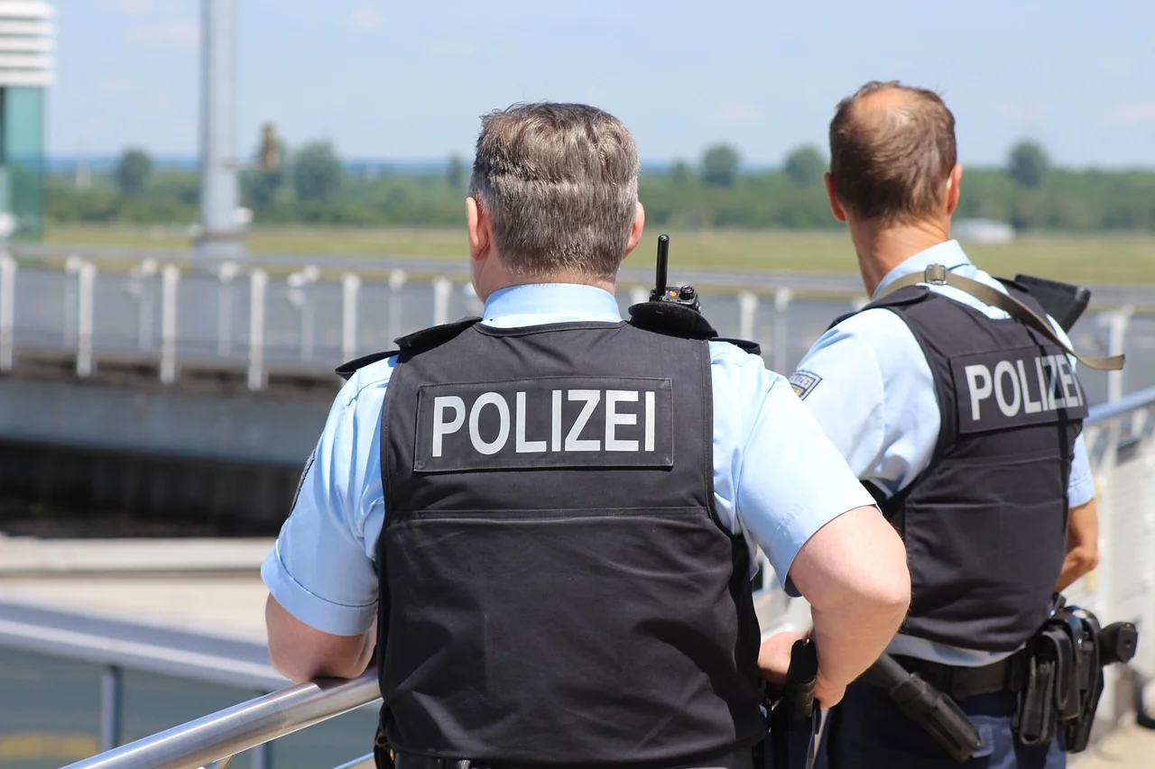 Belt Confusion at German Airports: Is Travel Safe?