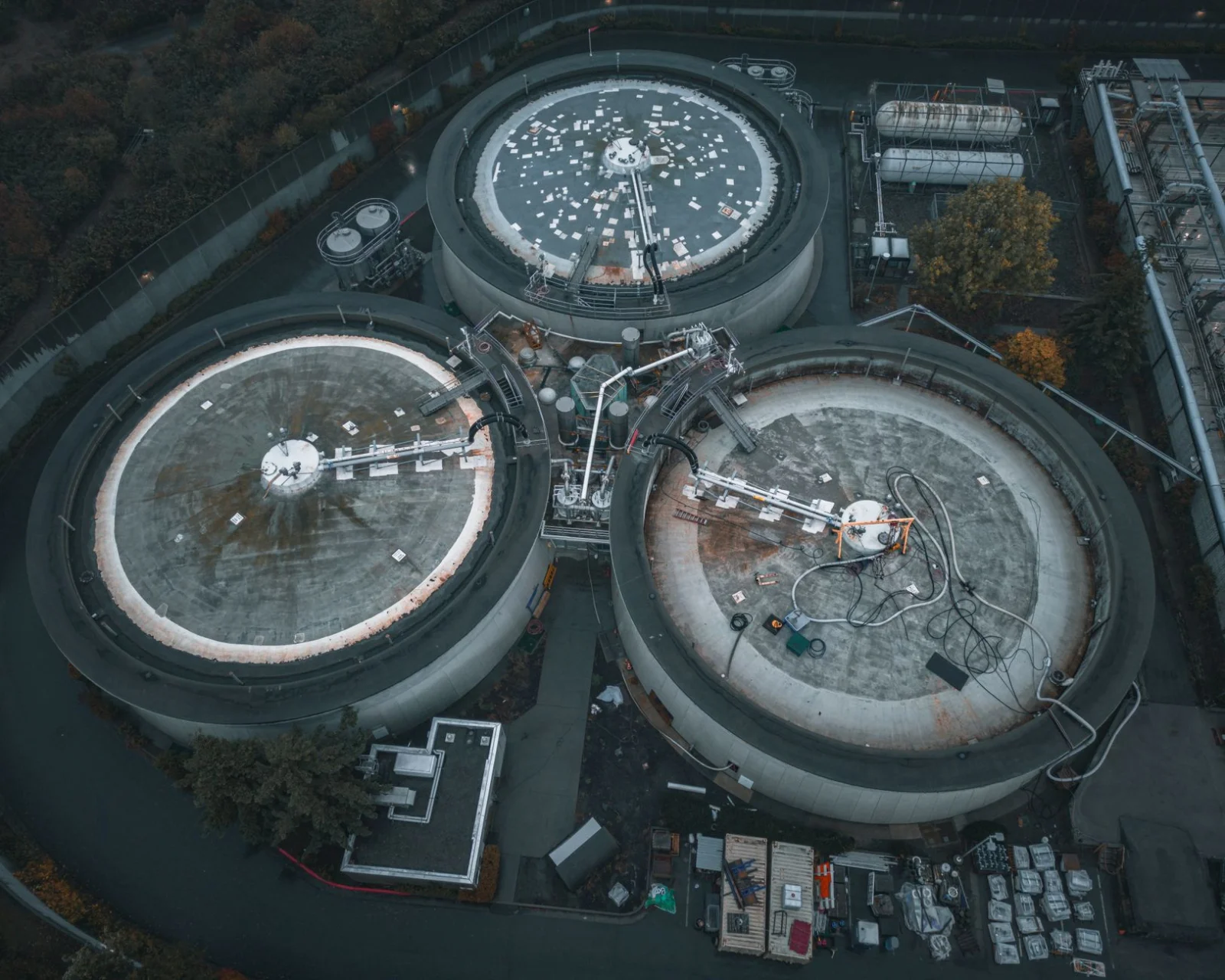 Amazing Images of the Huge Revenues of Industrial Giants
