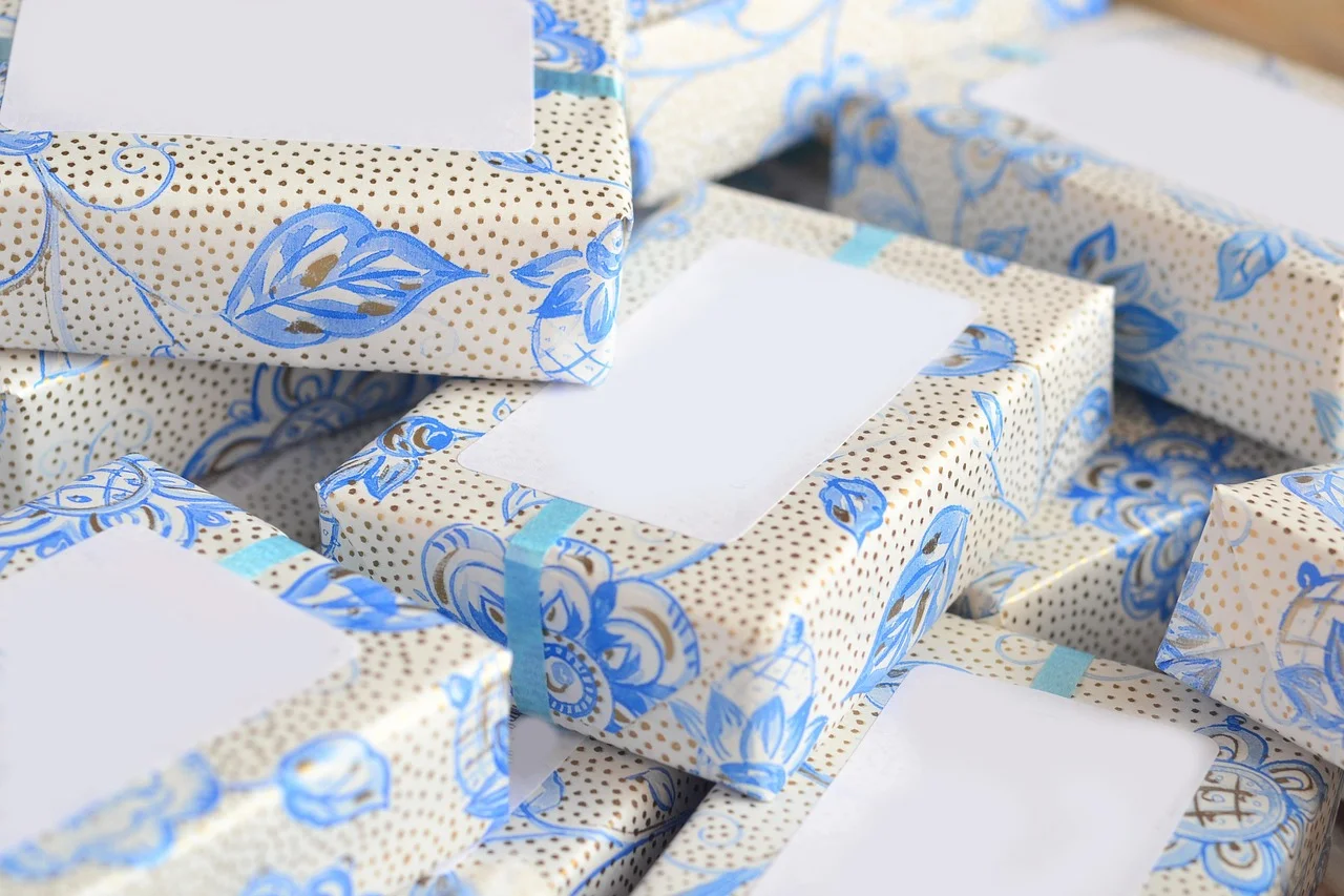 Father Asks Other Parents to Cover Gift Costs After His Child's Birthday!