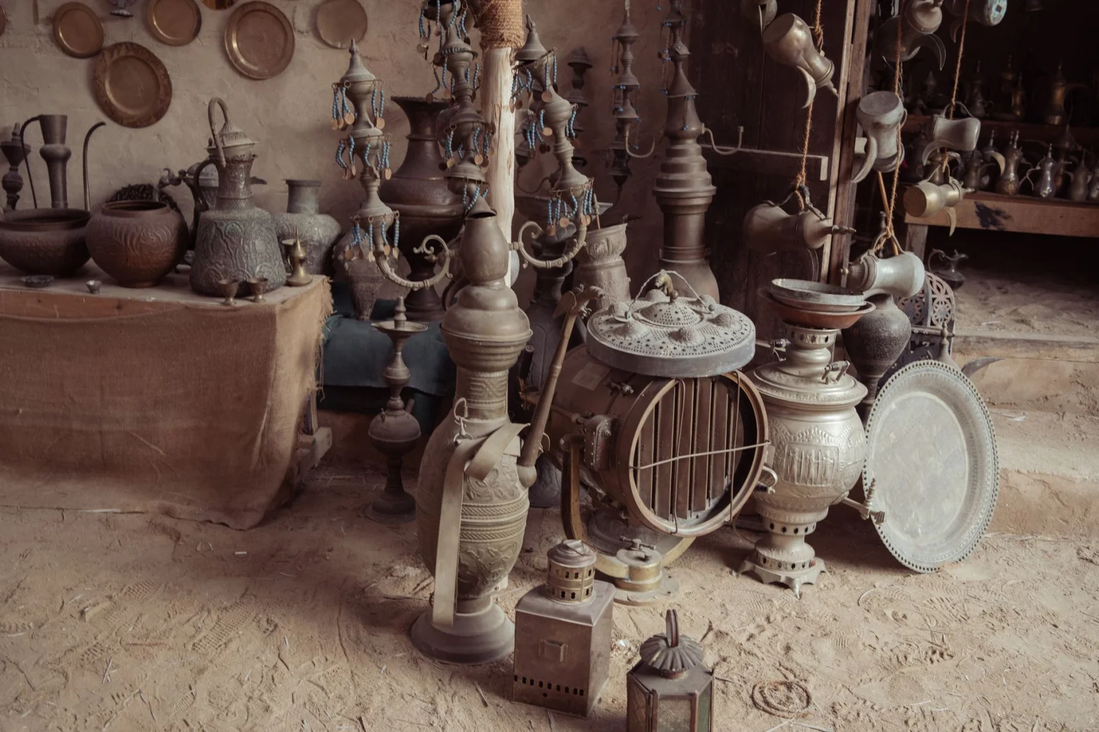 Creativity in the World of Antiques: The Unique Attractions of "Bares für Rares"