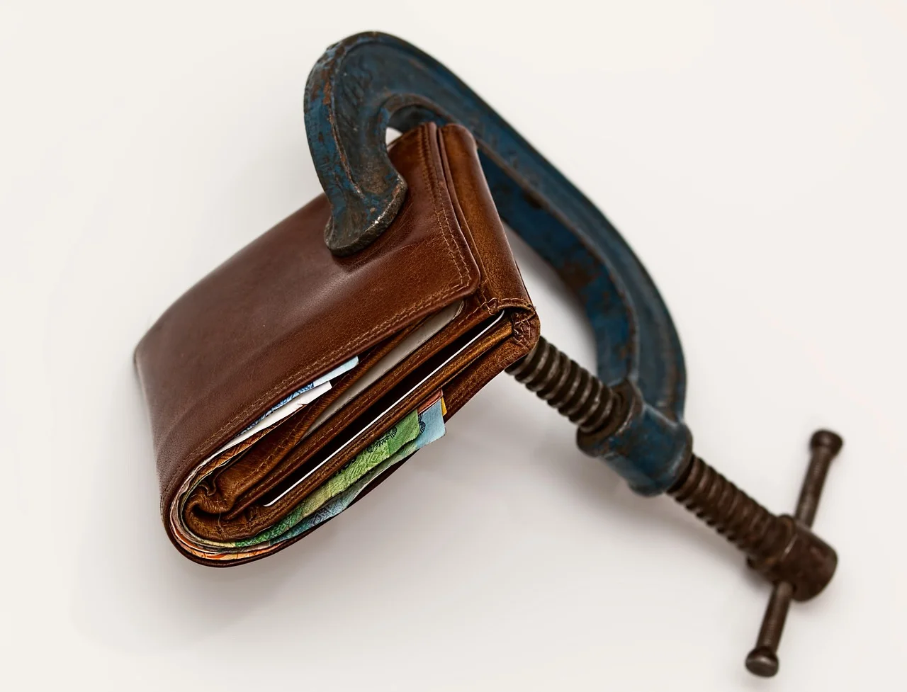 Family Conflicts and Huge Debts: A Serious Warning from Hamburg