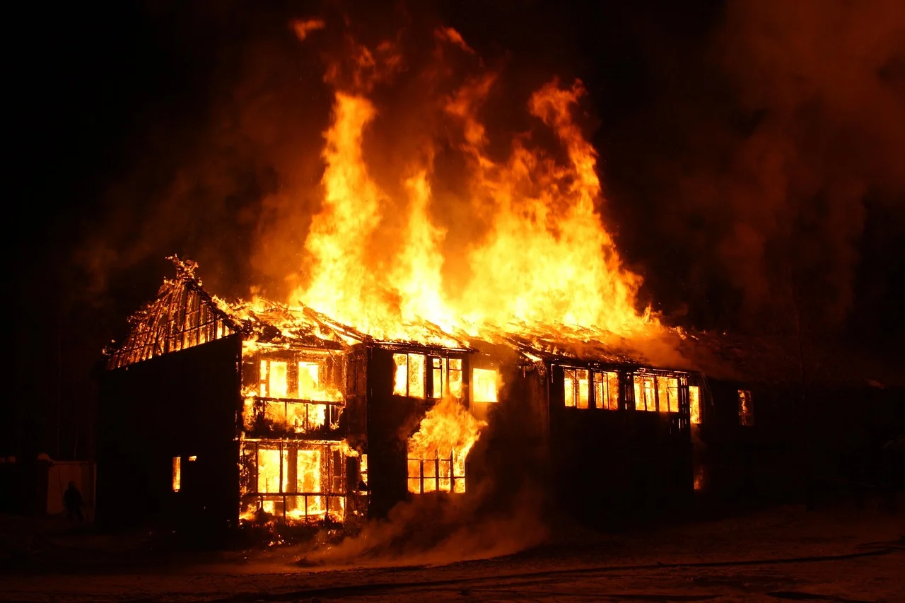 Massive Fire in Berlin: Two Houses Set Ablaze