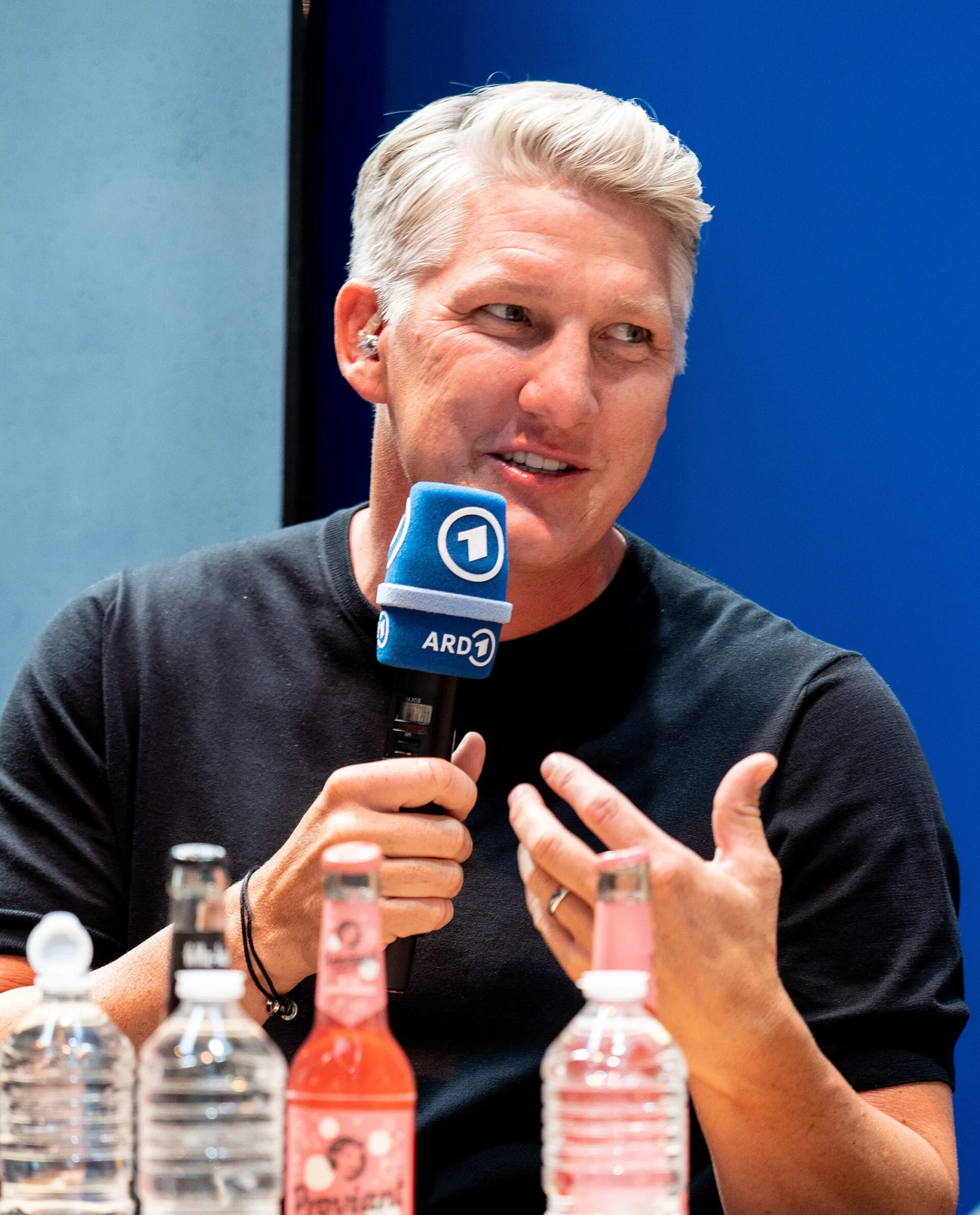 Shock to Football: Bastian Schweinsteiger Responds to Questions About Nagelsmann with Controversial Silence
