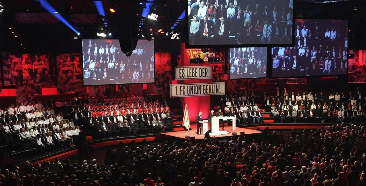 Union Berlin surprises with their new jersey!