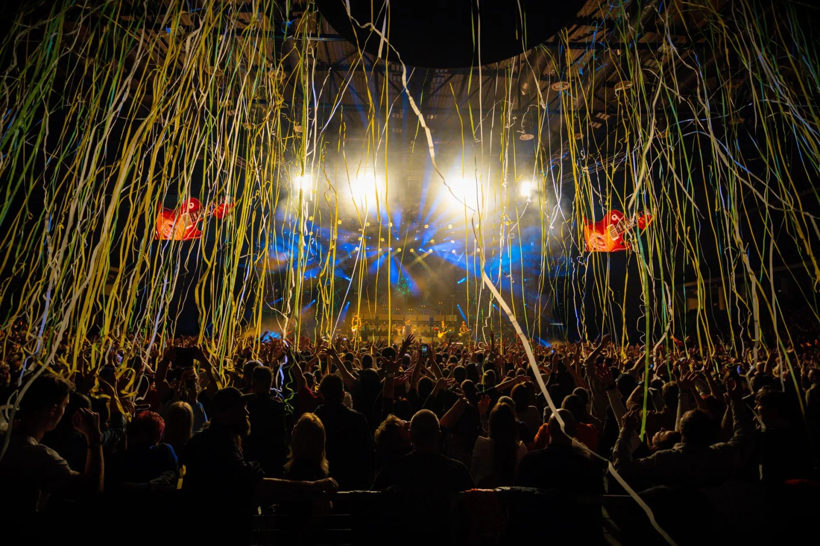 Global Stars Dazzled the Audience: An Unforgettable Concert in Tolwood