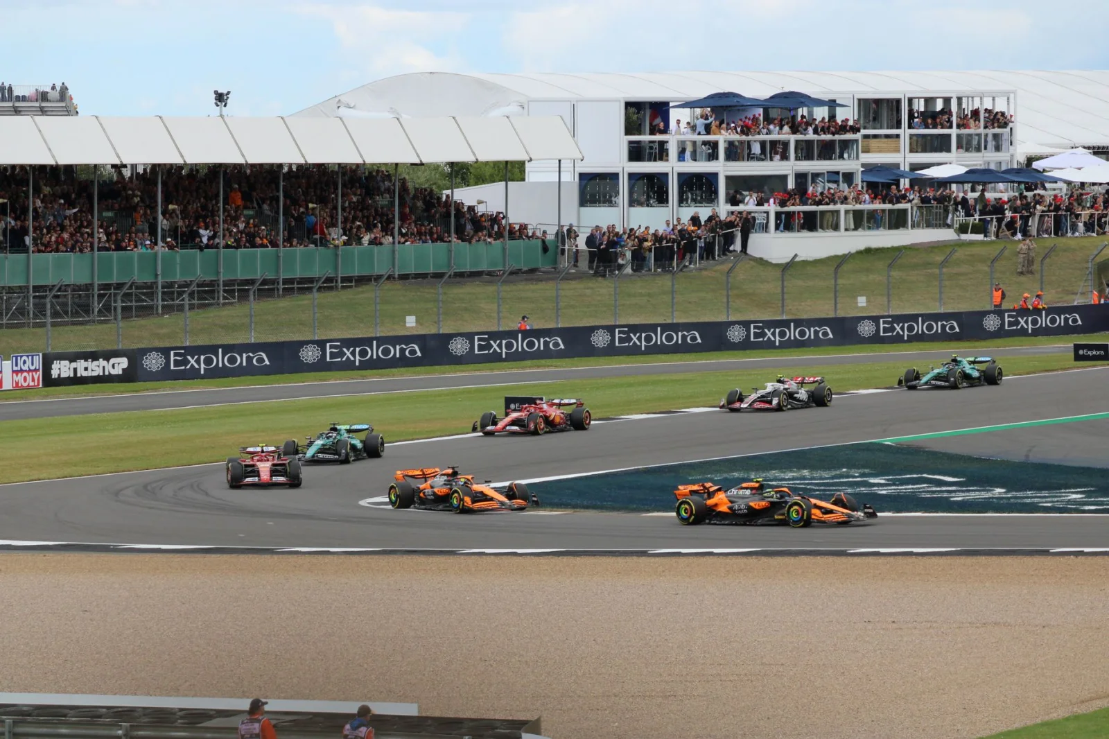 Surprise at Silverstone: Music Star Among Formula One Fans!