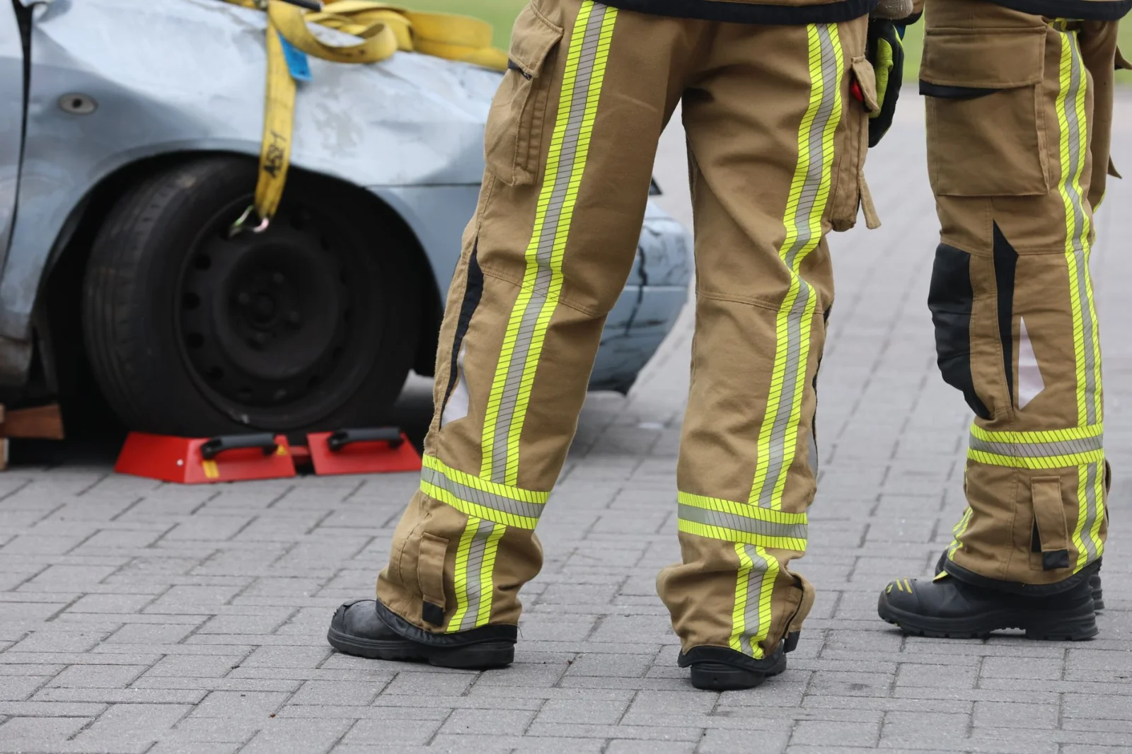 Tragedy in Lübeck: Young Woman Loses Her Life in Accident