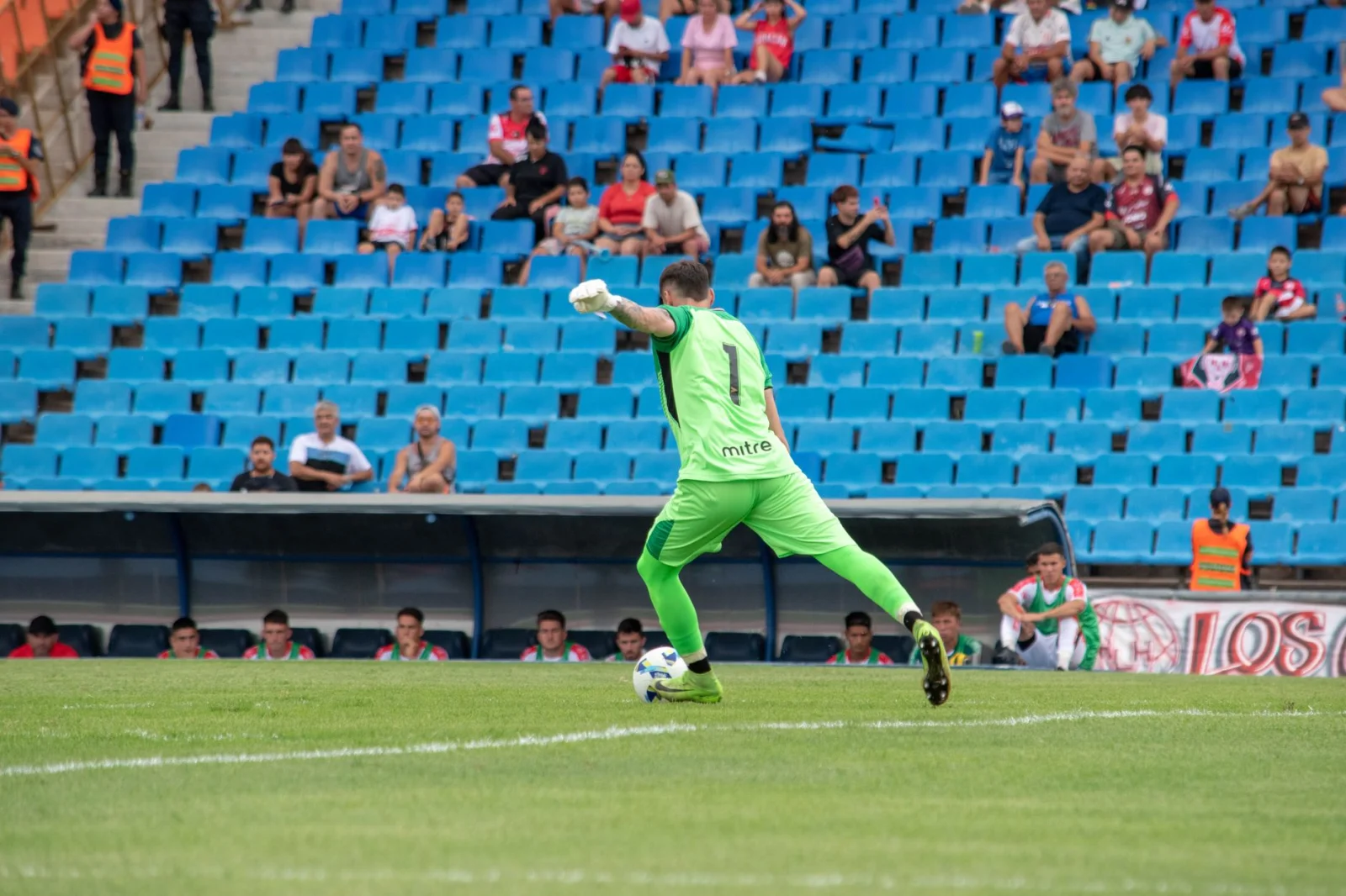Controversial Experience: Australia's Goalkeeper Change in Competitions