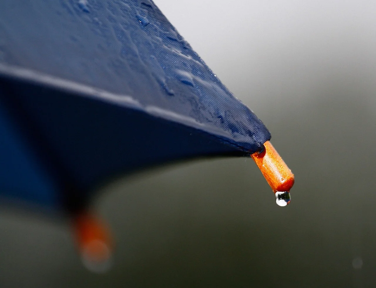 Two Faces of Weather This Weekend: Pleasant Summer or Romantic Rain?