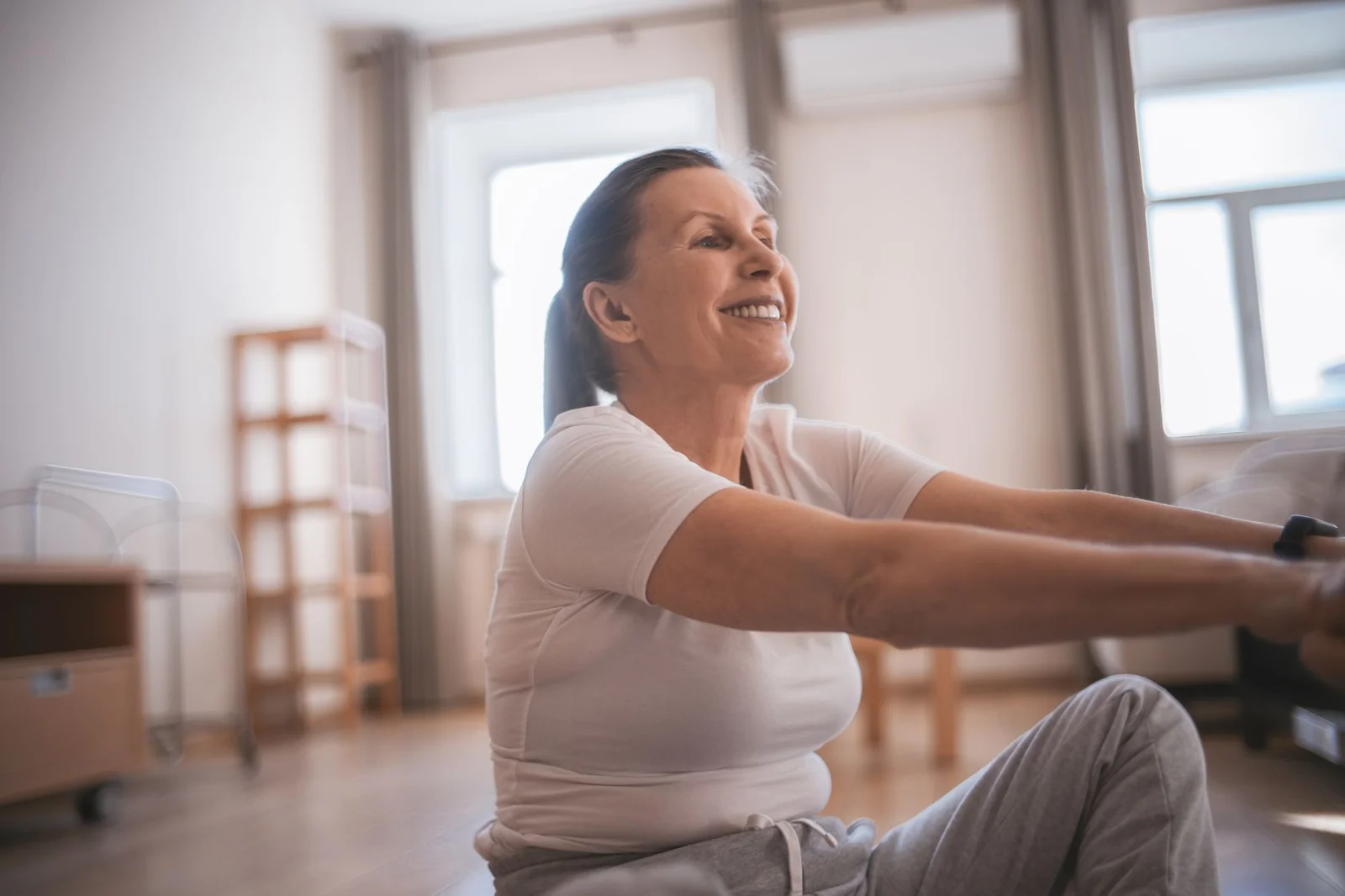 How a 67-Year-Old Woman Stopped Her Pain with Daily Exercises?