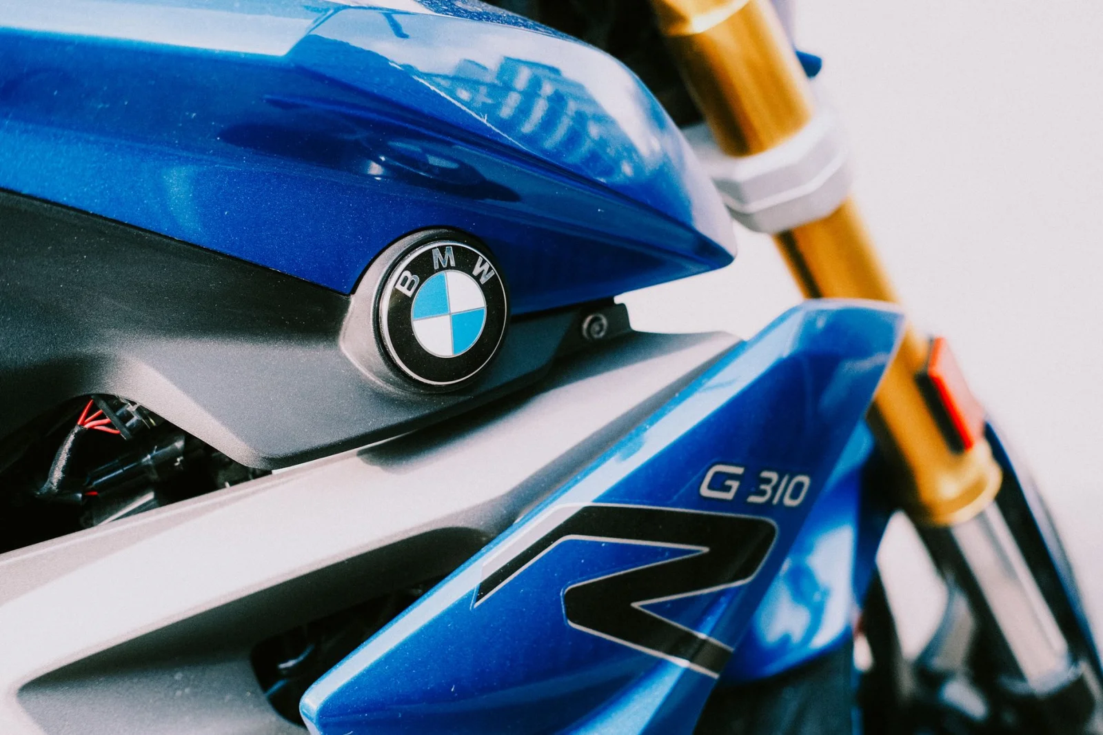 Transformation in the World of Motorcycles: BMW Introduces New 2027 Updates