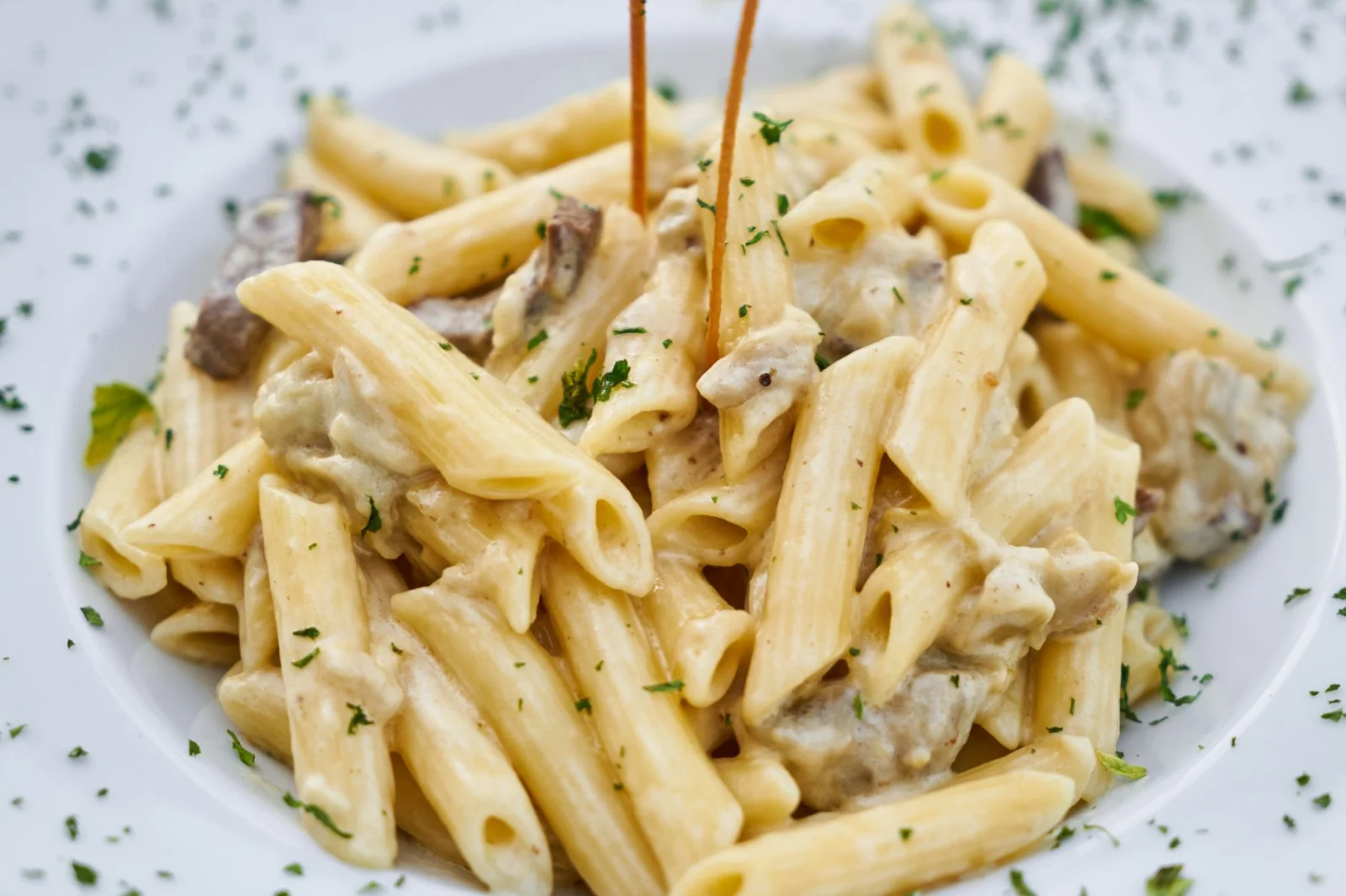 Italian Pasta with Lemon Flavor: Only Three Ingredients!