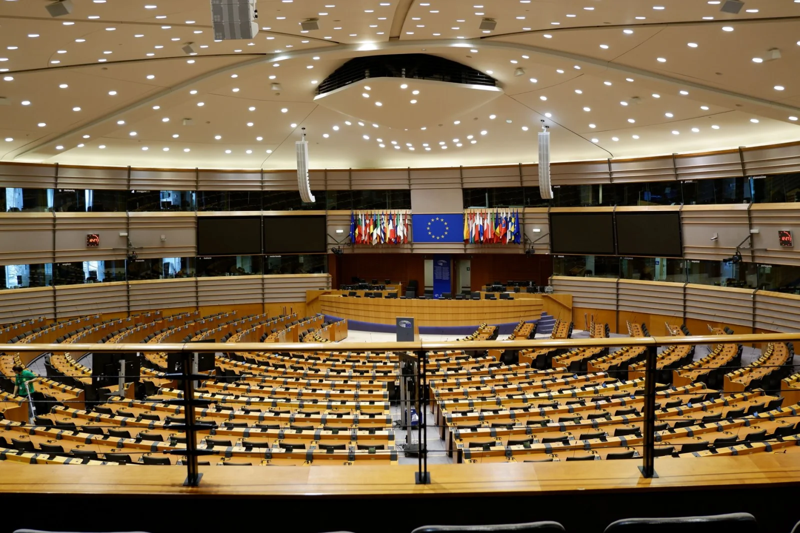 Immediate Measures to Save the Automotive Industry in Europe