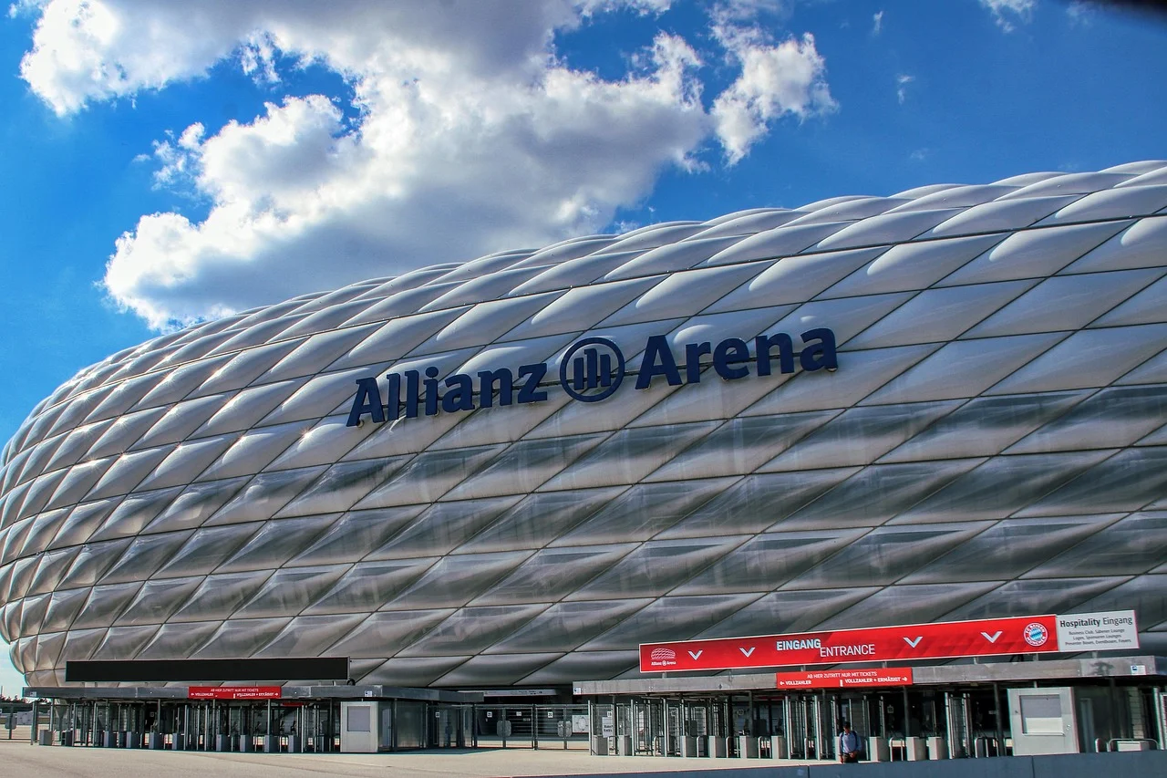 Bundesliga Kicks Off with Intense Competition!