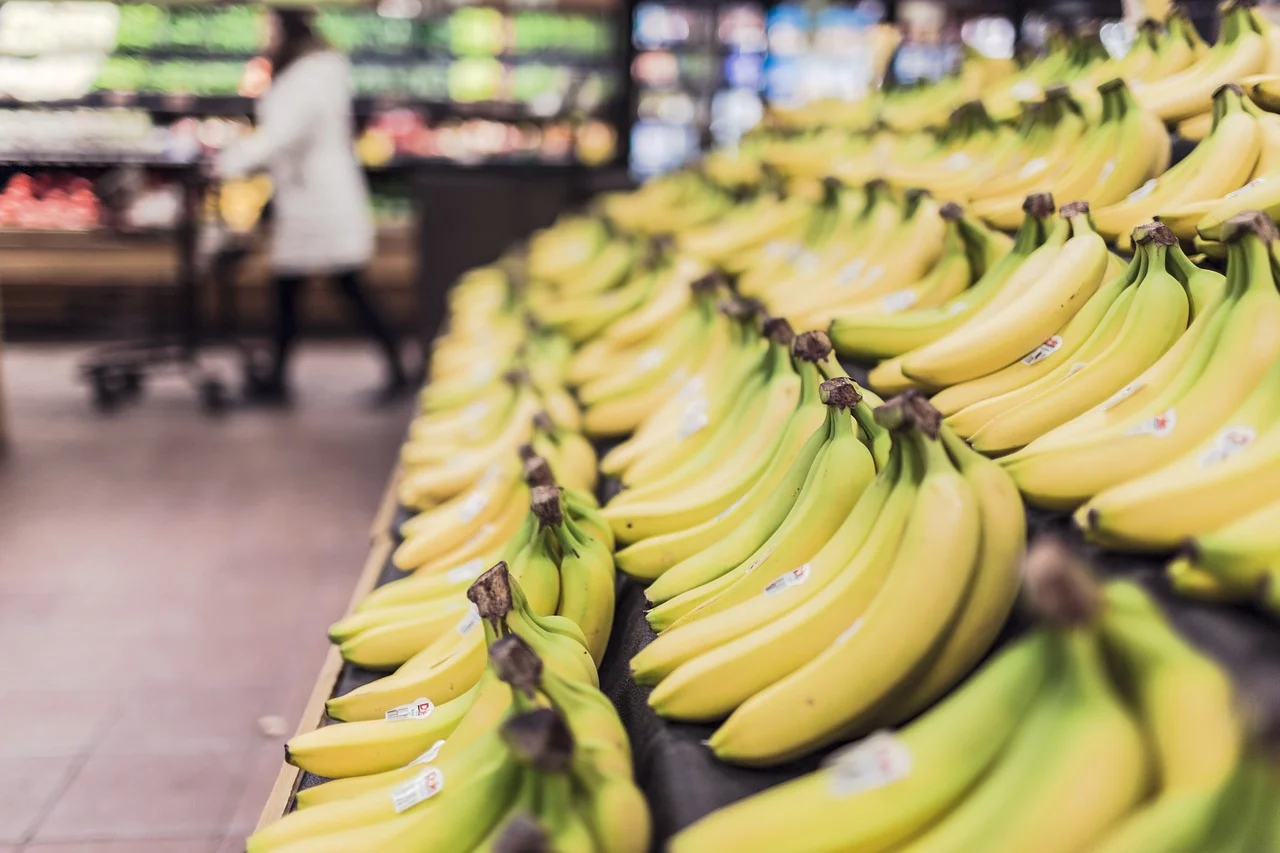 Hidden Dangers: Do Packaged Fruits in Supermarkets Have Germs?