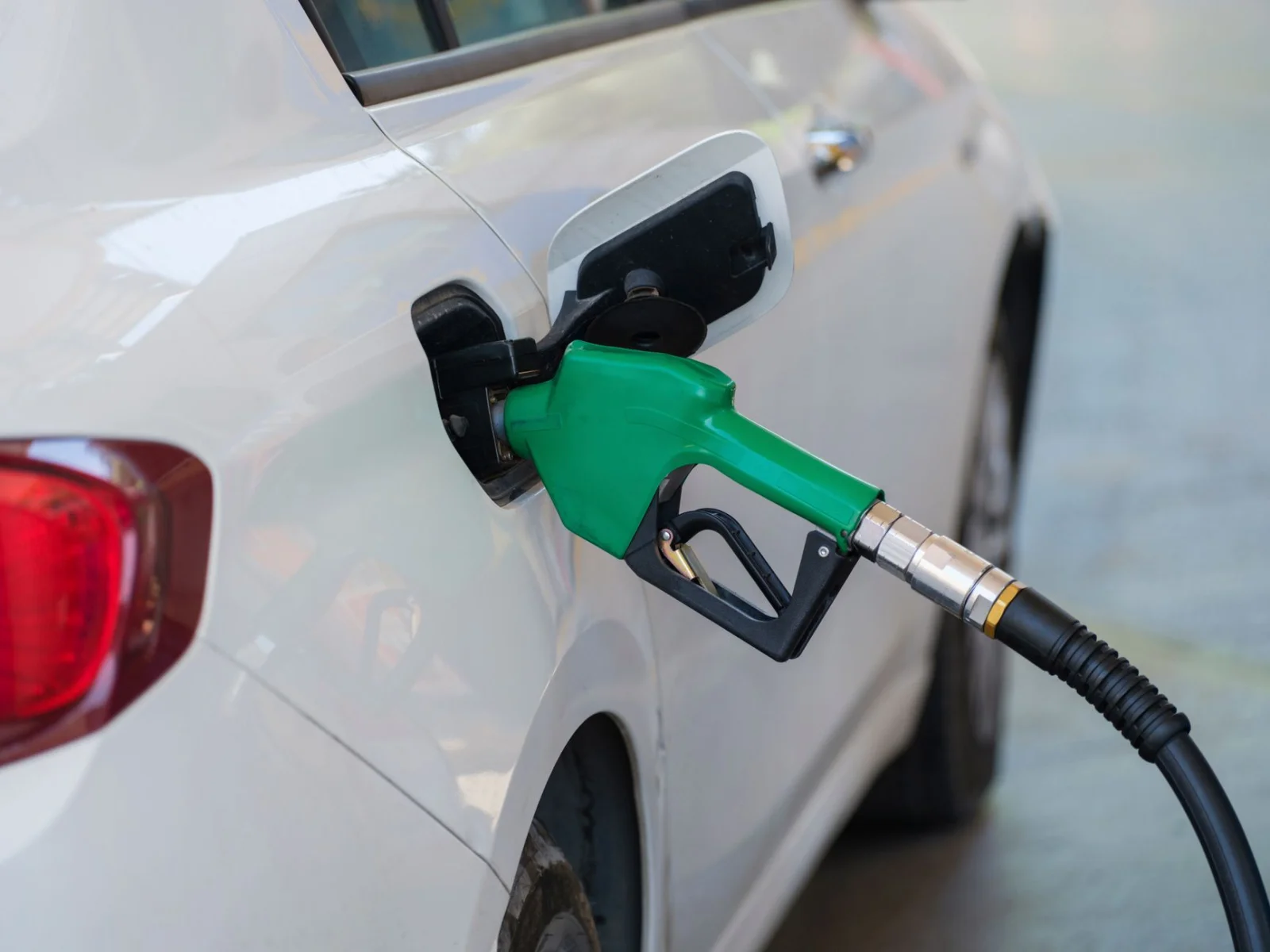 Long Queue at Gas Stations in Russia: 3.5 Kilometers Waiting for Fuel