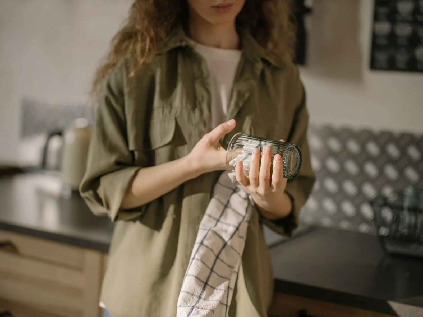 How to Make Cloudy Glasses Clear Again?