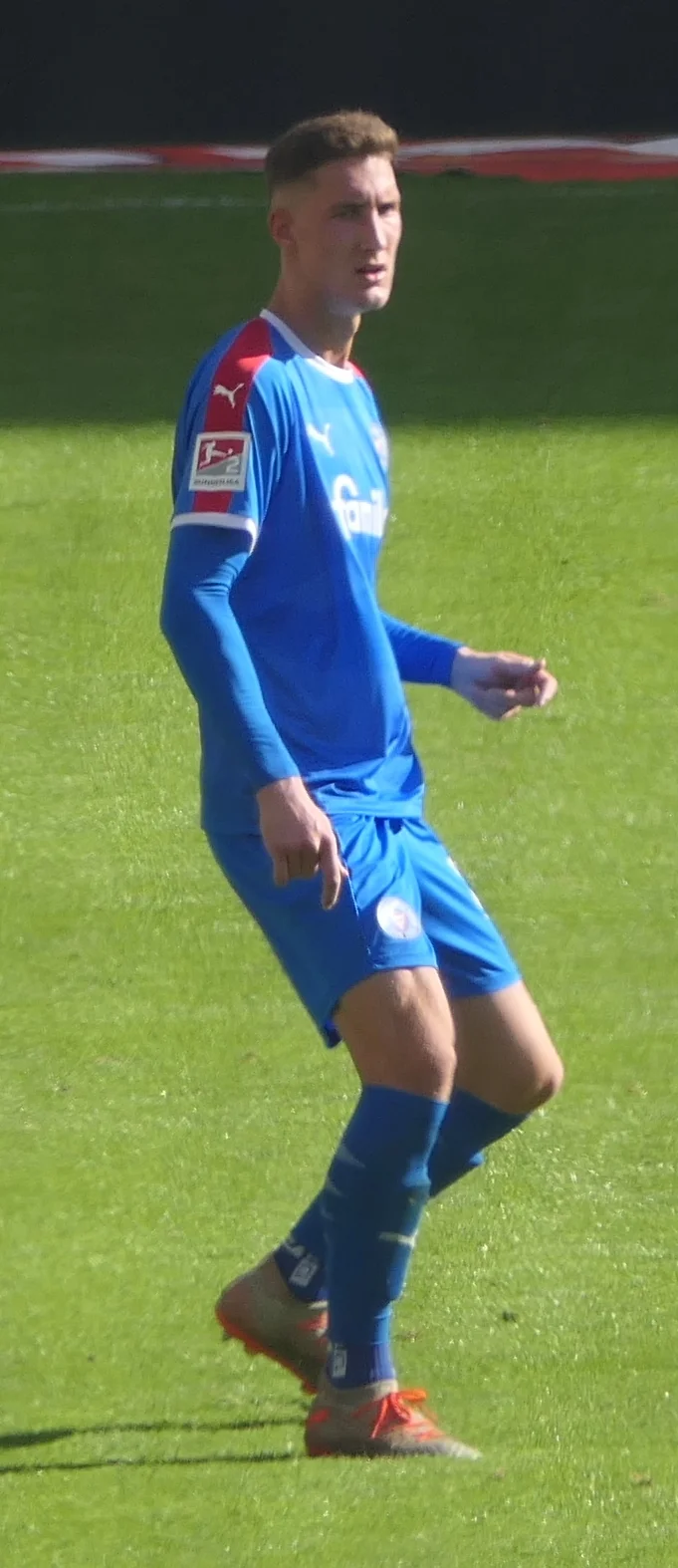 A Schalke Dream in the Hearts of Bayer Fans: Newman Aiming for Promotion