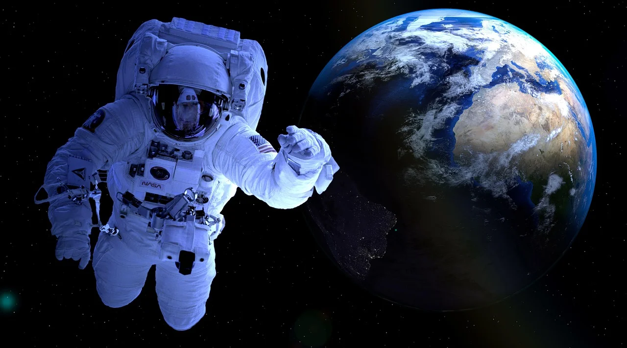 The Shadow of Death Over the Sky: The Future of Planets After the Death of the Sun