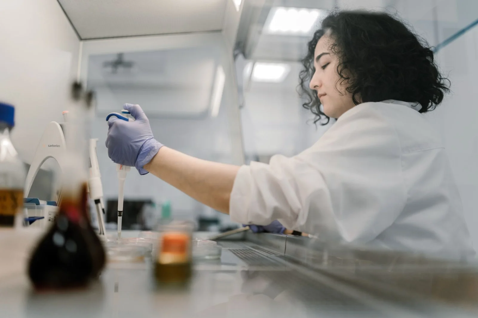 A Historic Moment in Science: The Most Lively Artificial Cell Created!