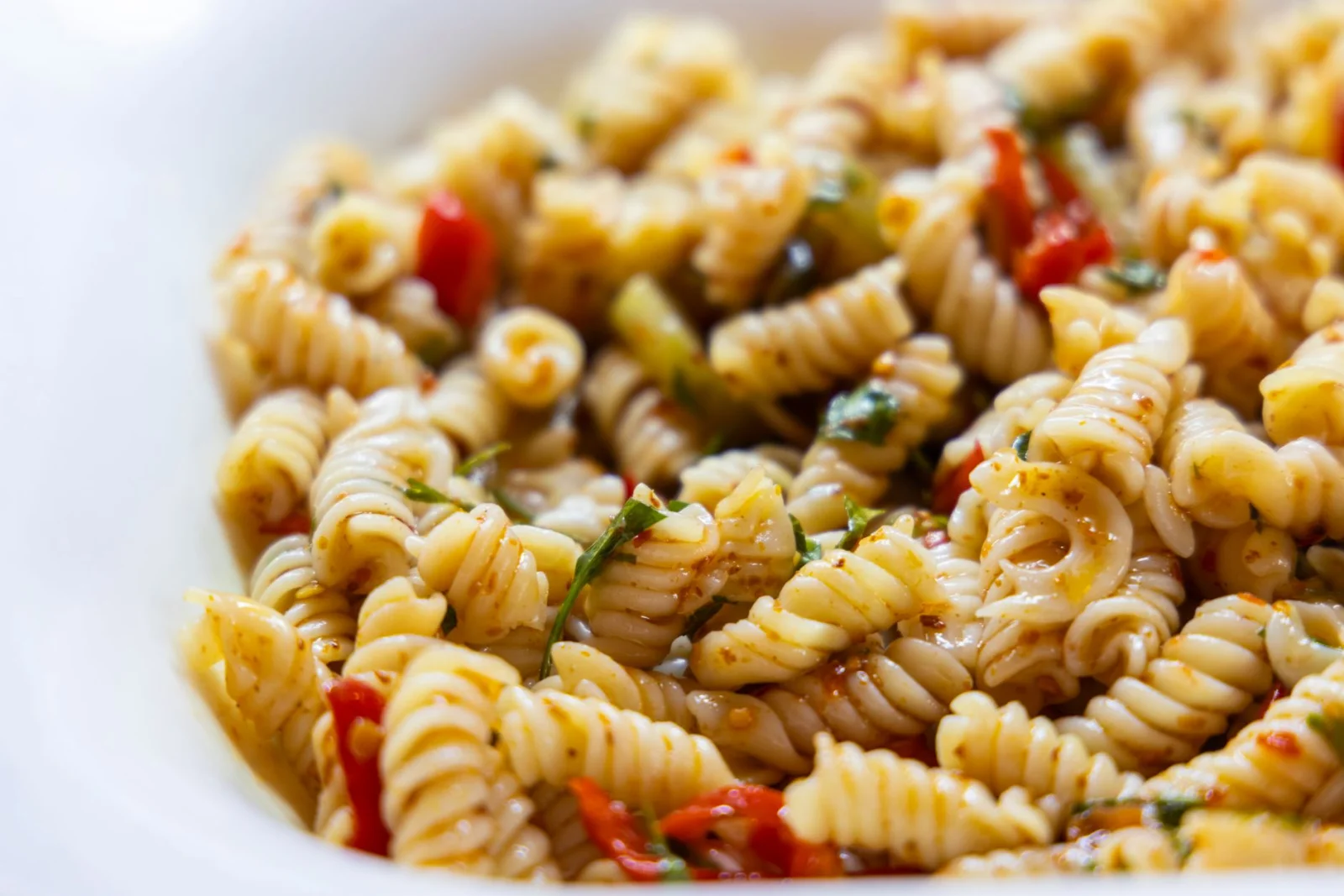 Delicious Pasta Salad Without Mayonnaise for the Heat