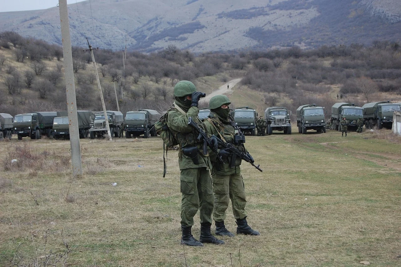 Ukraine Targets Russian Air Bases in Crimea