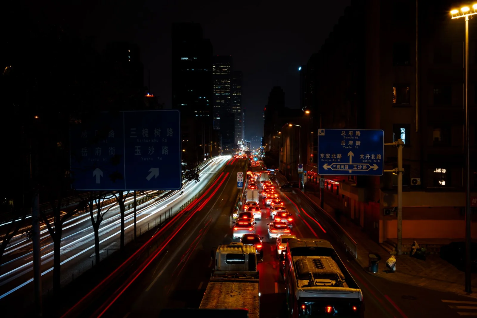 Highways Ahead of Summer Holidays: Where to Expect Heavy Traffic?