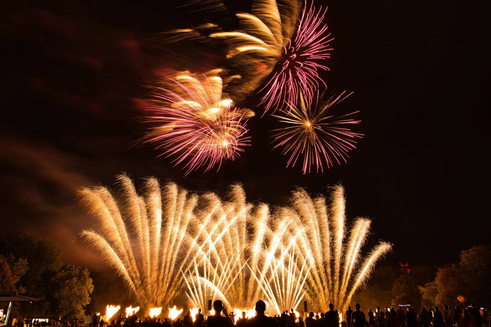 Grand Celebration in Oberhausen: 100 Years of Music and 150 Years of Firefighting!