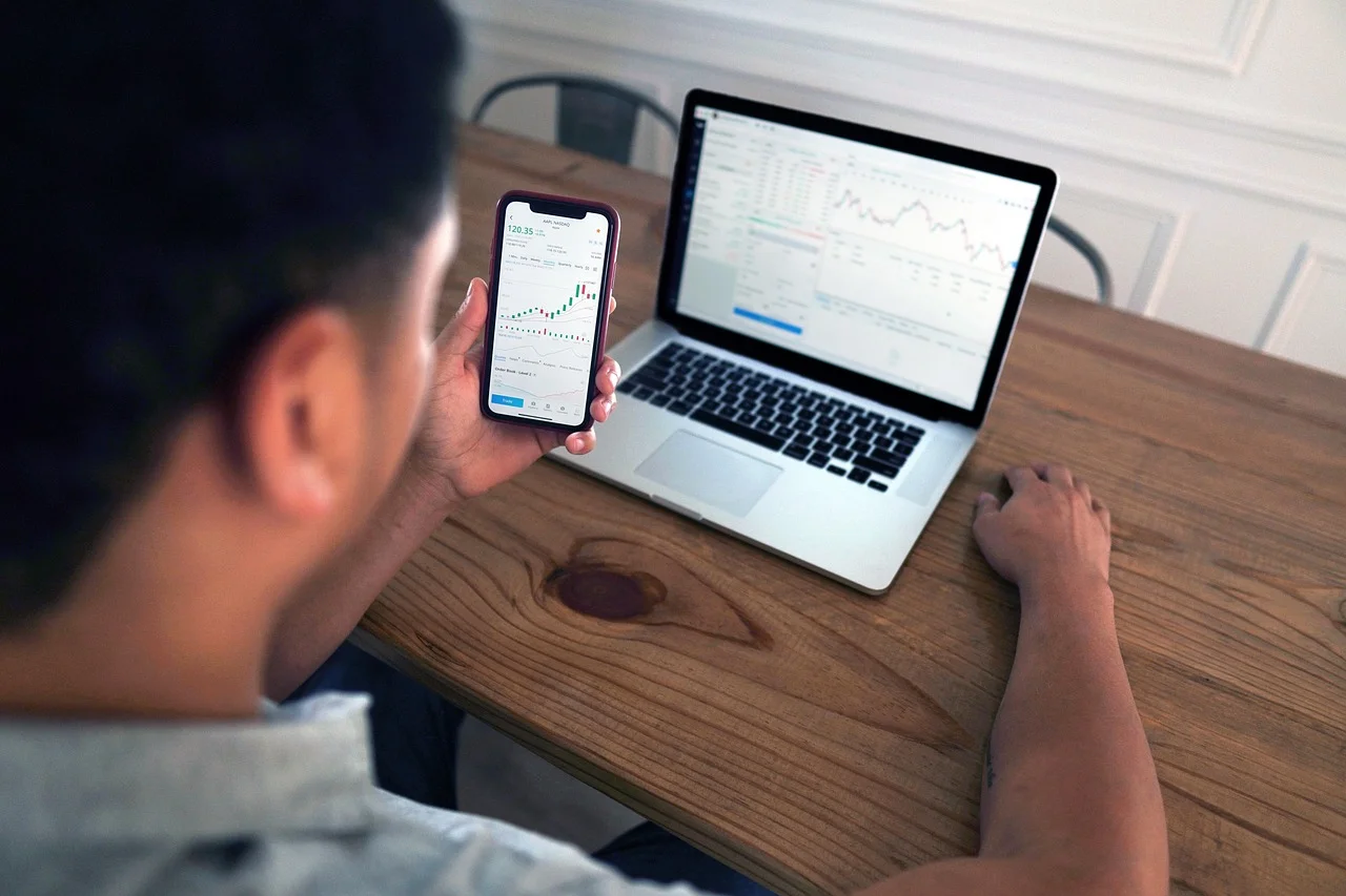 Smart Investing: 7 Stocks with High Purchase Potential