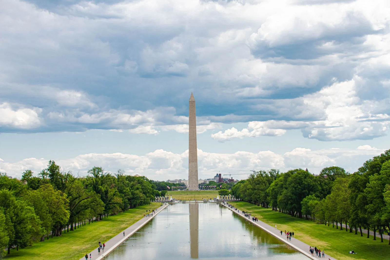 Descendants of America's Founders: Celebration or Old Wounds?