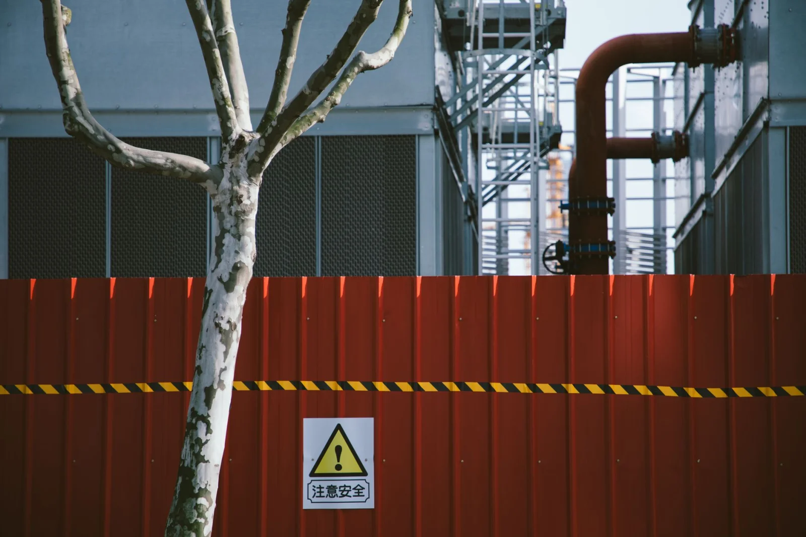 Danger in Hanover: Hydrochloric Acid Leak from Waste Incineration Plant