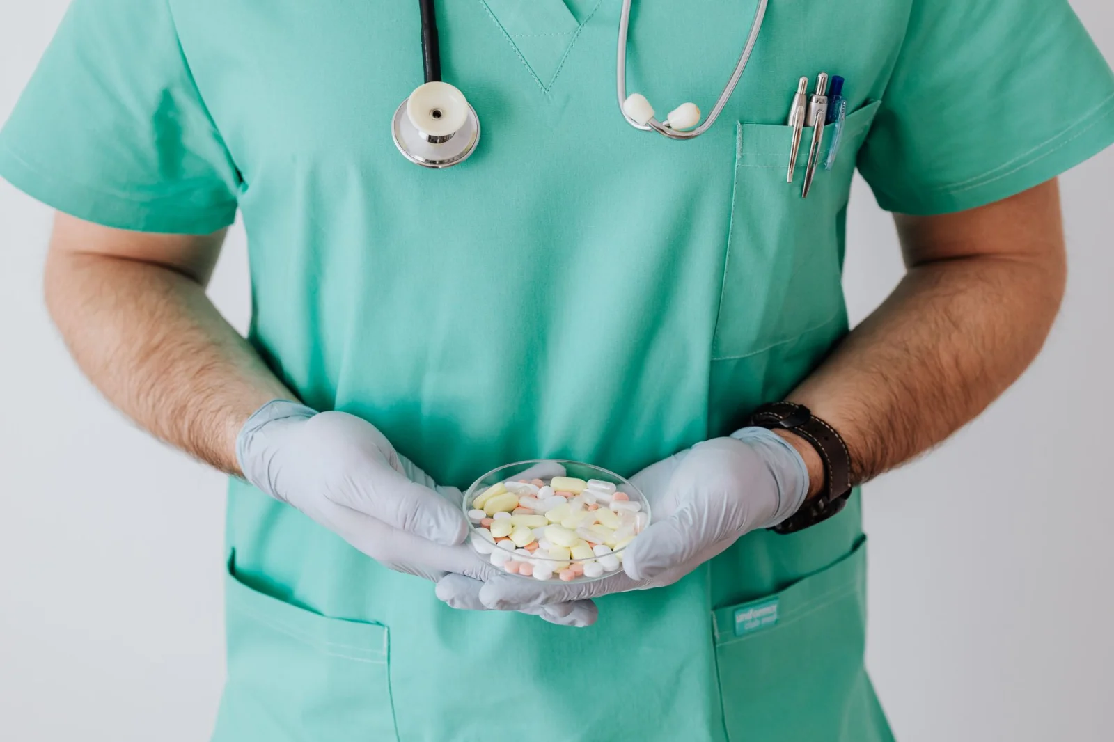 Changes in Medical Regulations: Is the Reduction of Sick Days Real?