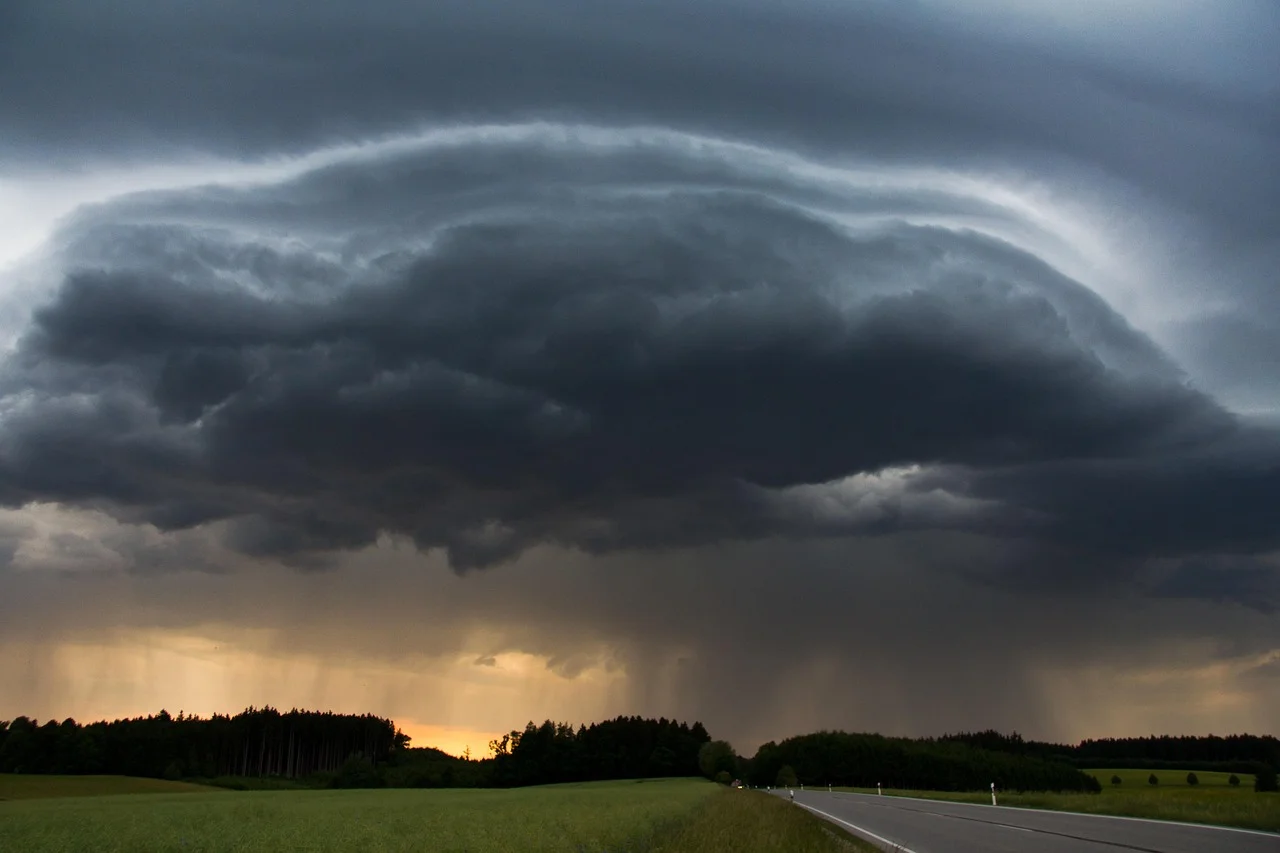 Unstable Weather Conditions in Bavaria: Rain and Thunderstorms Await!