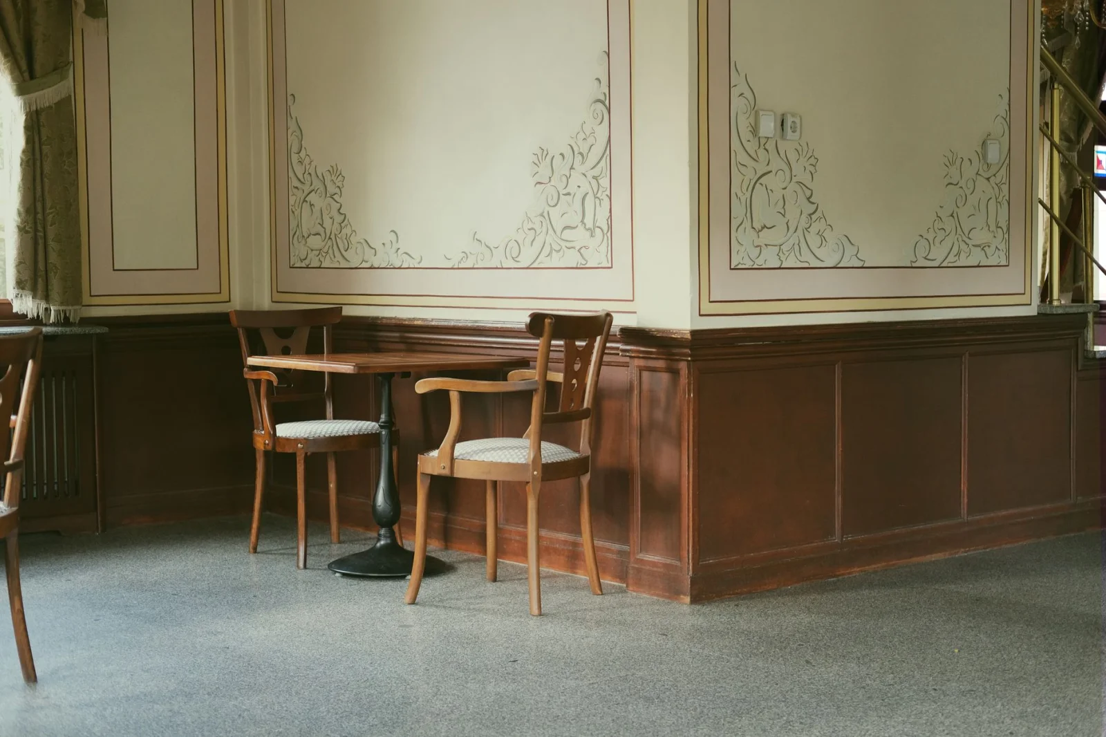 How Michael Thonet's Café Chairs Conquered the World?