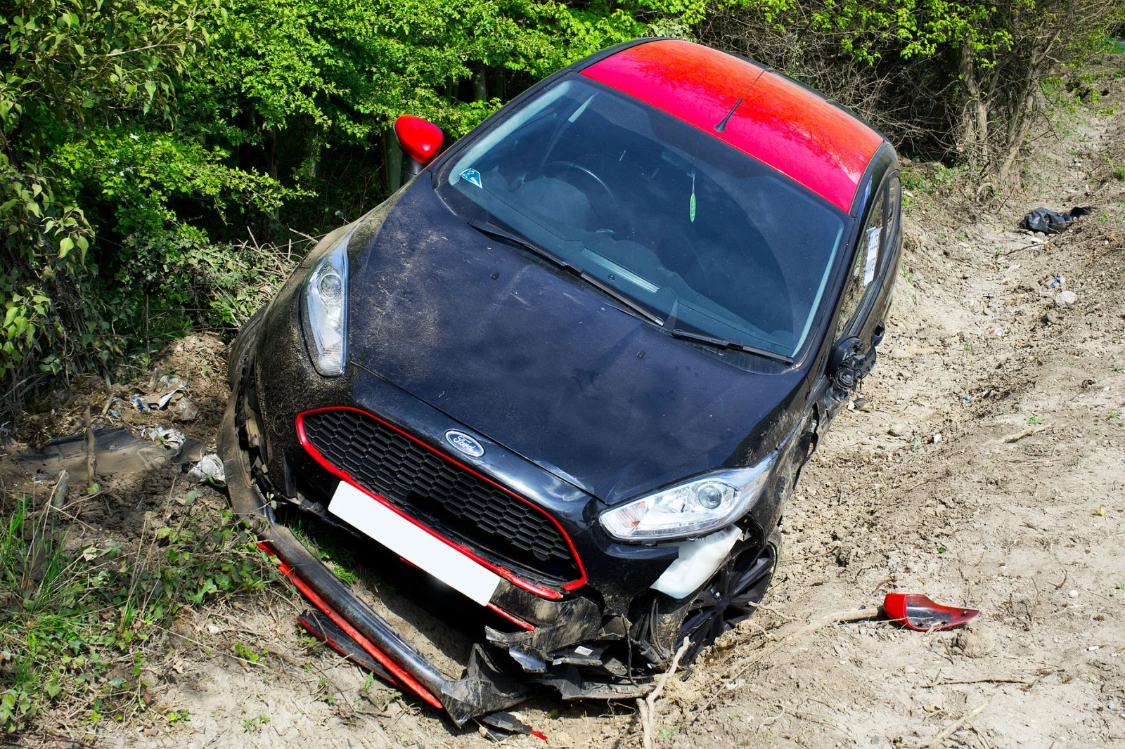 Fatal Accident on B156 Road: A Dangerous Maneuver Took Lives