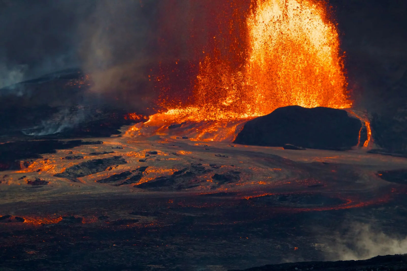 Hawaii's Volcanoes: A Display of Nature's Fury in the Sky