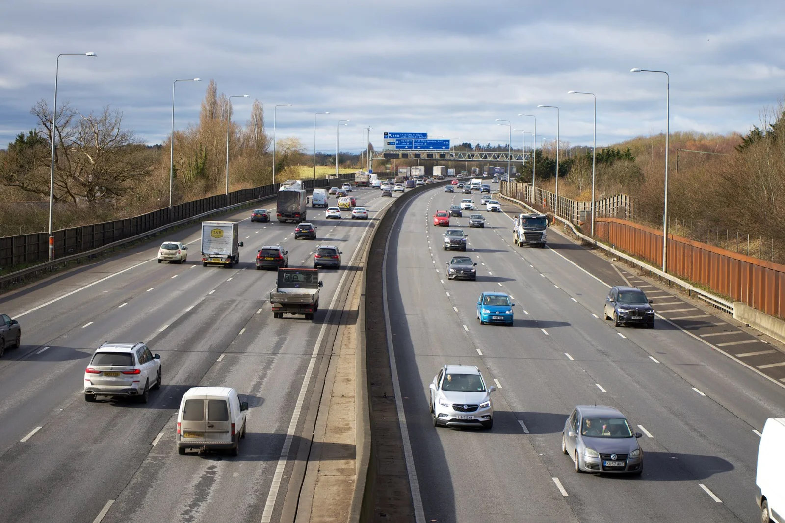 Heavy Traffic on A44: Bridge Closed Due to Heat