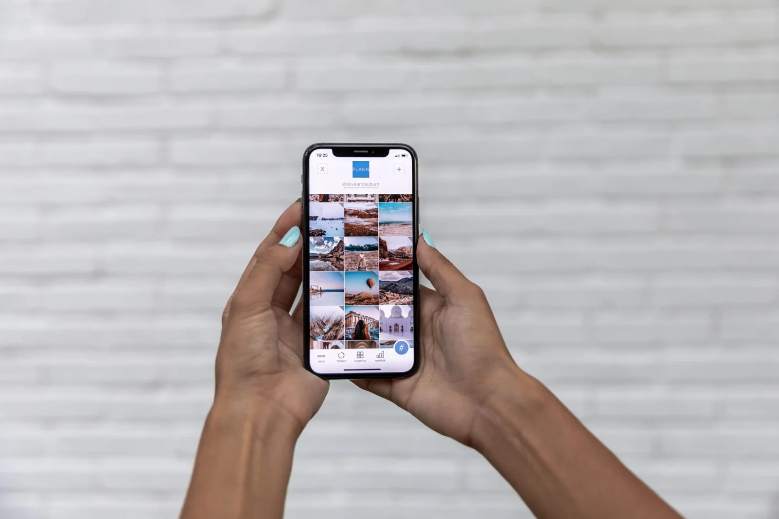 Controversial Trend; Millions Share Forbidden Images from Slaughterhouses