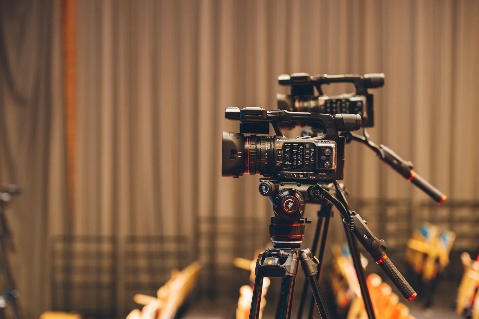 The Secrets of Longevity in the World of Cinema from the Stars' Perspective