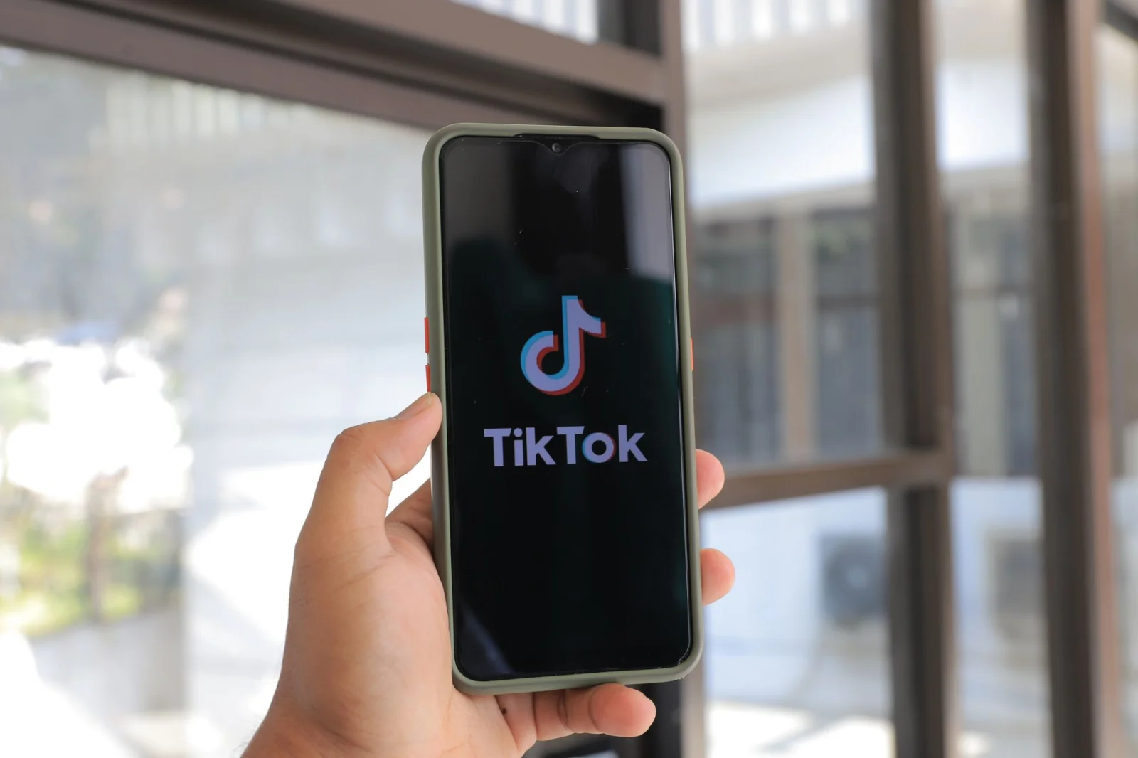 What is the secret to the viral success of the news channel on TikTok?