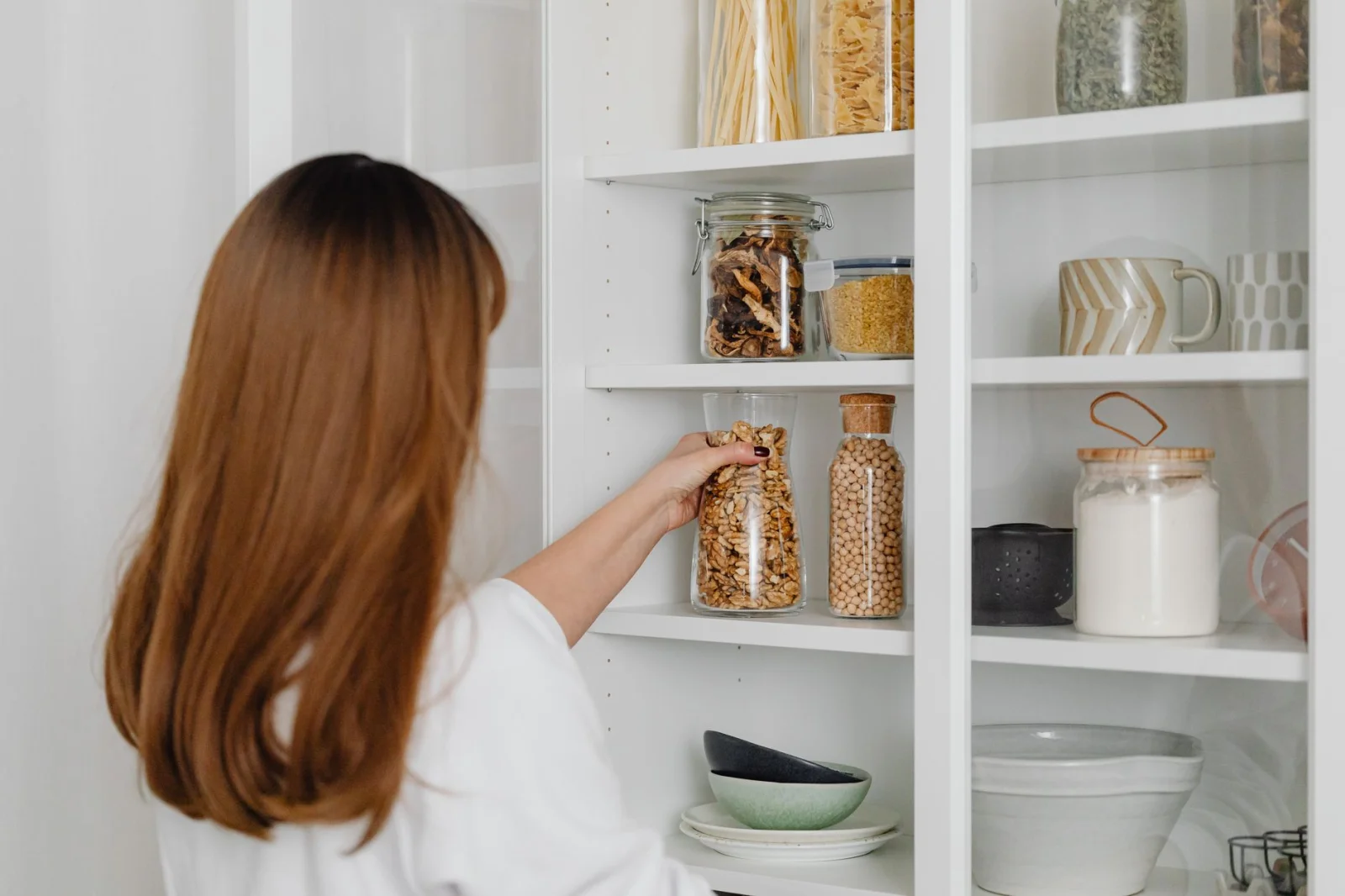 Why Every Home Needs a Tidy Closet?