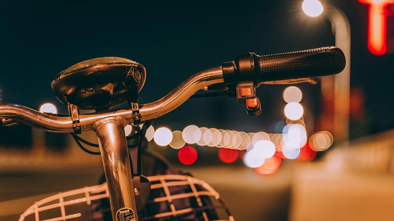 Driving at Night with a Bicycle and Alcohol; Does the Law Allow You?