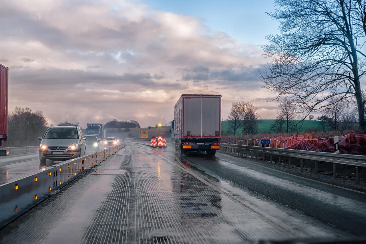 From 1.6 kilometers to 20 kilometers: Horrific traffic due to road closures