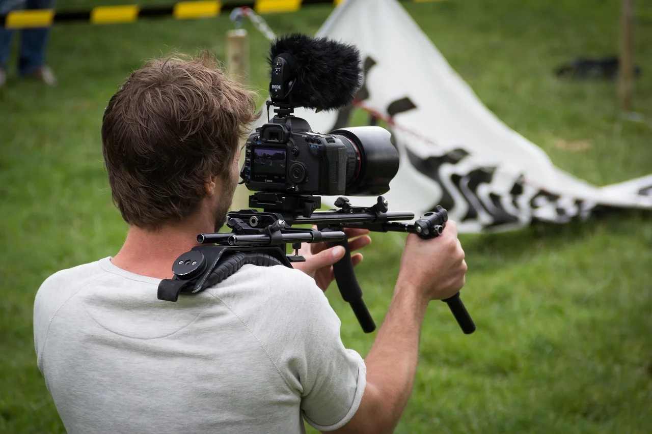Controversial Claim: ZDF Expert in Trouble Over Comments About Capua