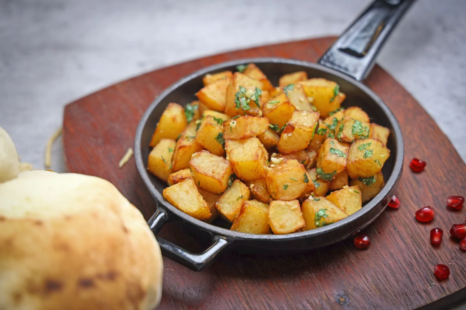 How to Make Crispy and Delicious Potatoes in an Air Fryer?
