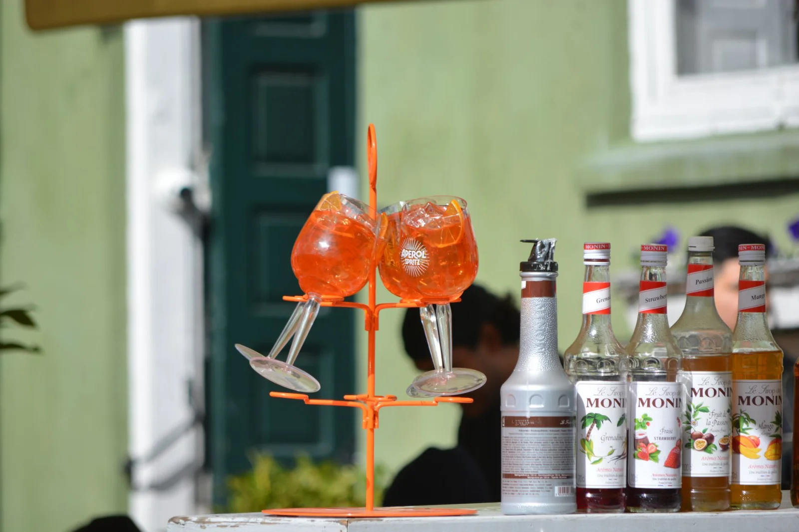 How to Make a Summer Cooler: Frozen Aperol Spritz
